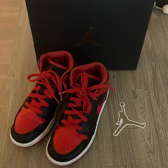 Nike Other - Nike- Air Jordan 1 MID (GS) Black/Fire Red- White- size 4Y